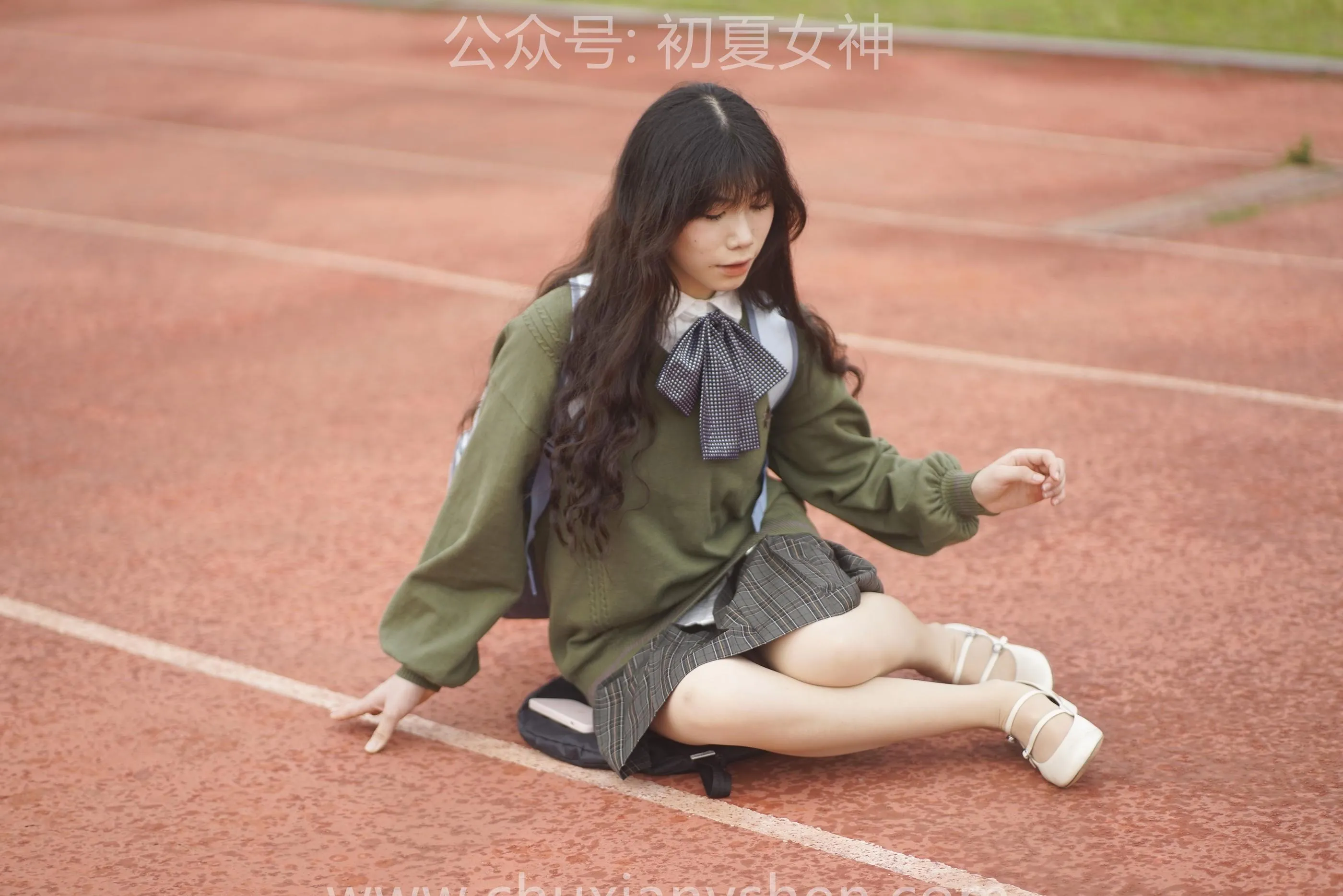 初夏女神 NO.064 欢欢 新晋学妹-学妹的一天 [164P]插图4